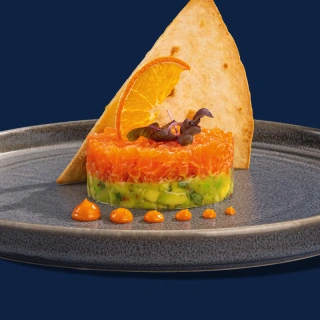 Тартар из лосося с гуакамоле