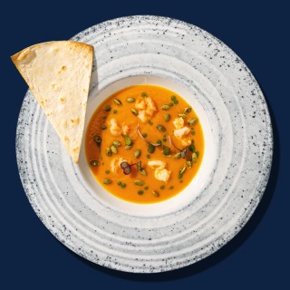 Пряный тыквенный суп с креветкой