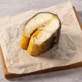 Белуга тушка горячего копчения