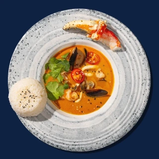 Том Ям с крабом, морепродуктами и рисом