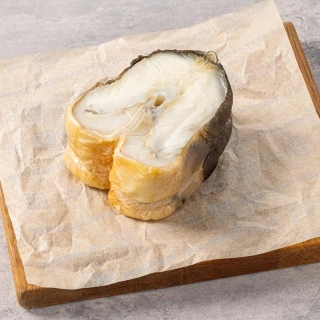 Осётр тушка горячего копчения