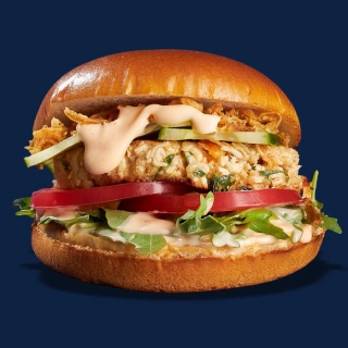 Бургер с треской и лососем