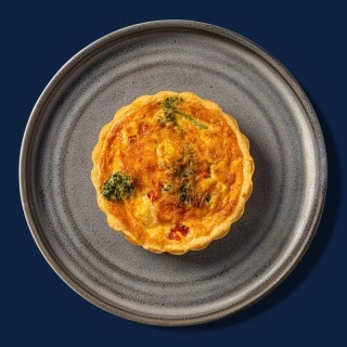 Киш с палтусом и горбушей