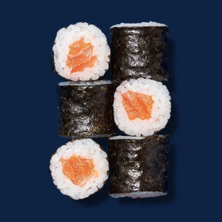 Роллы с лососем (фирменные)