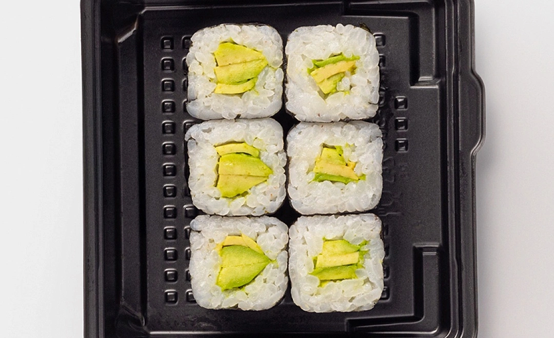 Роллы с авокадо фирменные