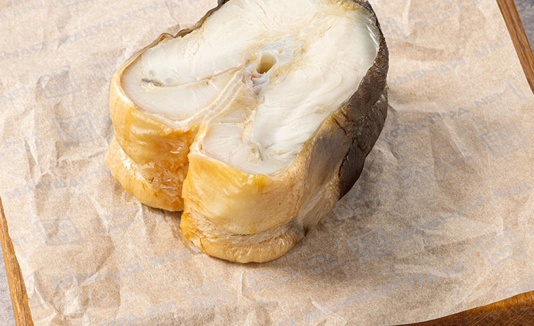 Осётр тушка горячего копчения