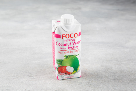 Кокосовая вода с соком личи "FOCO" 100% натуральный напиток, без сахара