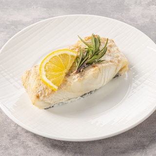 Зубатка пестрая в ореховом соусе запечённая, вес